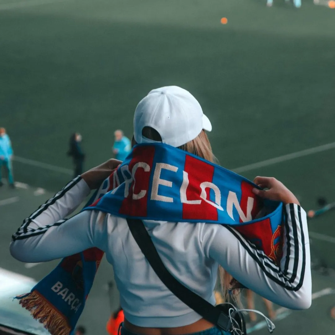 Fan Scarf